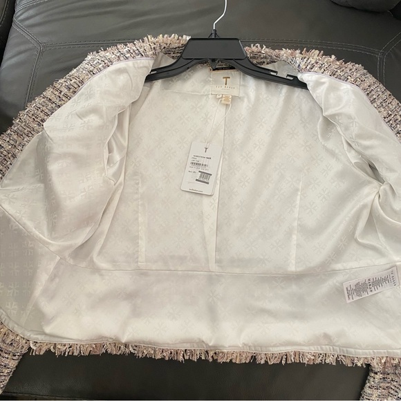 NWT TED BAKER LONDON 
Renata Tweed-Effect Fray-Detail Woven Boucle Jacket - Picture 13 of 16